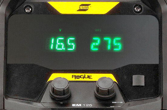 ESAB_Rogue_EM125_front_ON_Closeup_hi.jpg