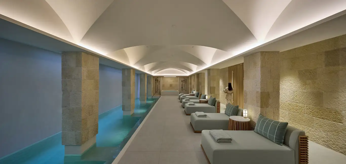 Roki Collection Queenstown : ROKI Pure Spa