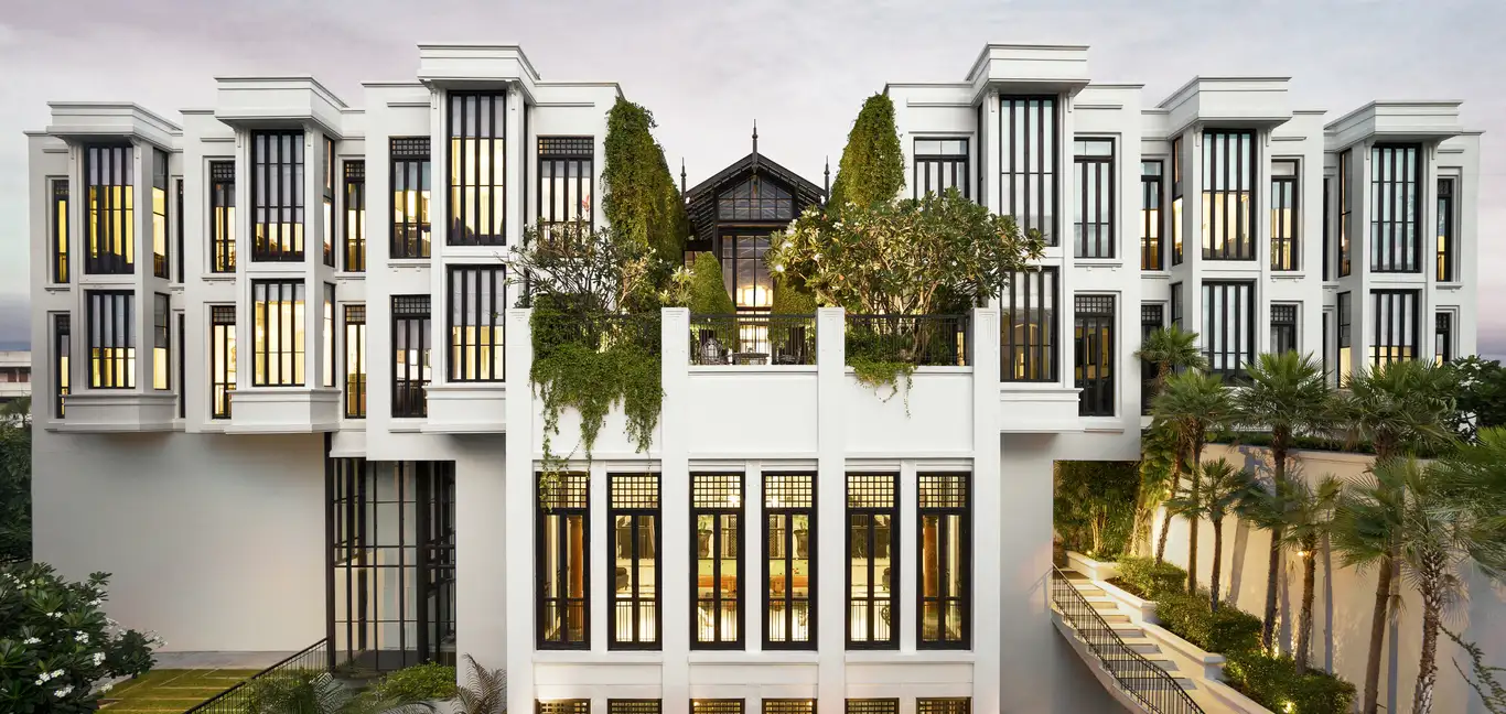 The Siam : The Siam Exterior
