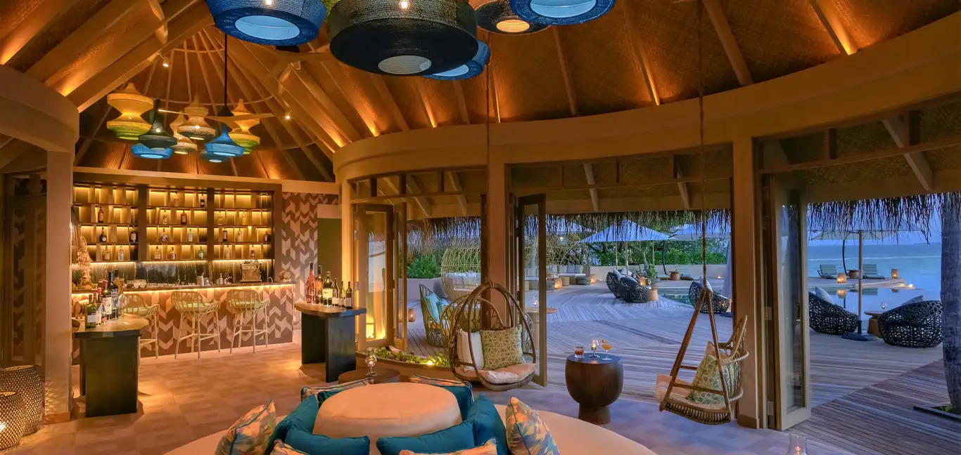 The Nautilus Maldives : Naiboli in the Evening 