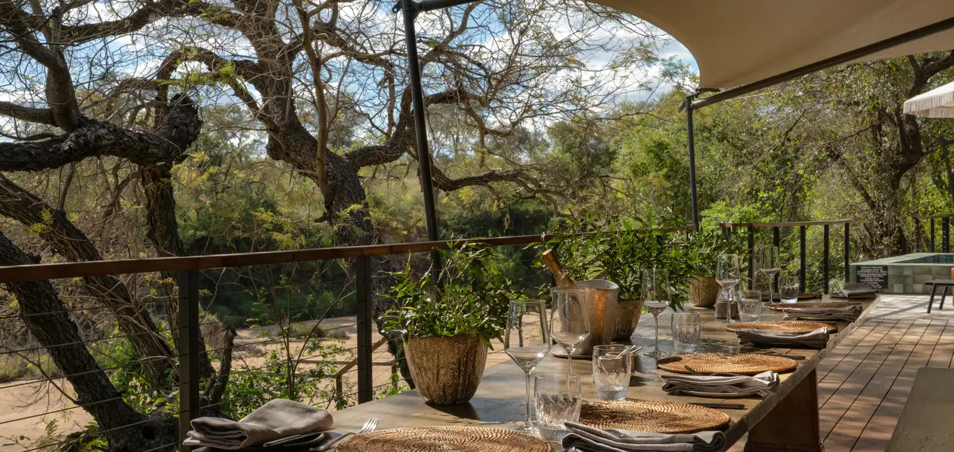 Saseka Tented Camp : Dining