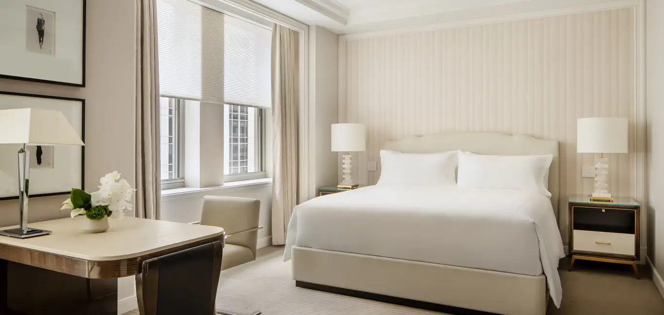 Waldorf Astoria New York : Junior Suite 