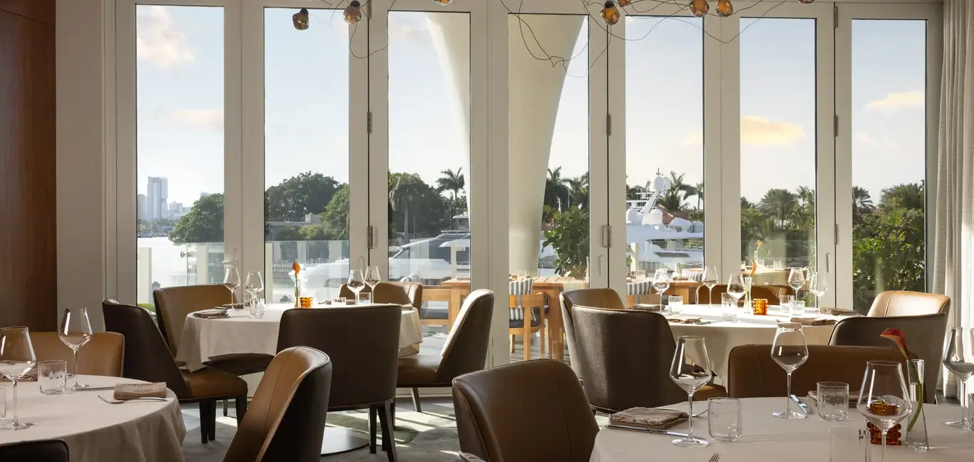 Pier Sixty Six : Pier Sixty-Six Hotel &amp; Marina - Dining