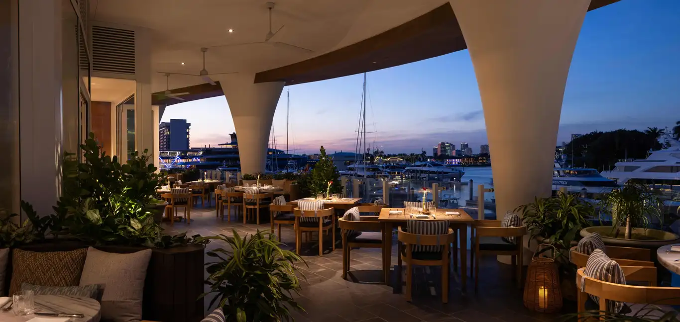Pier Sixty Six : Pier Sixty-Six Hotel &amp; Marina - Dining