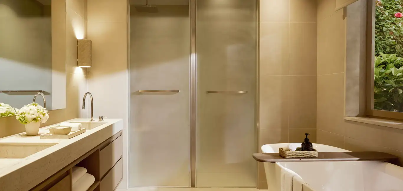 Sani Club : Deluxe Double Room - Bathroom 