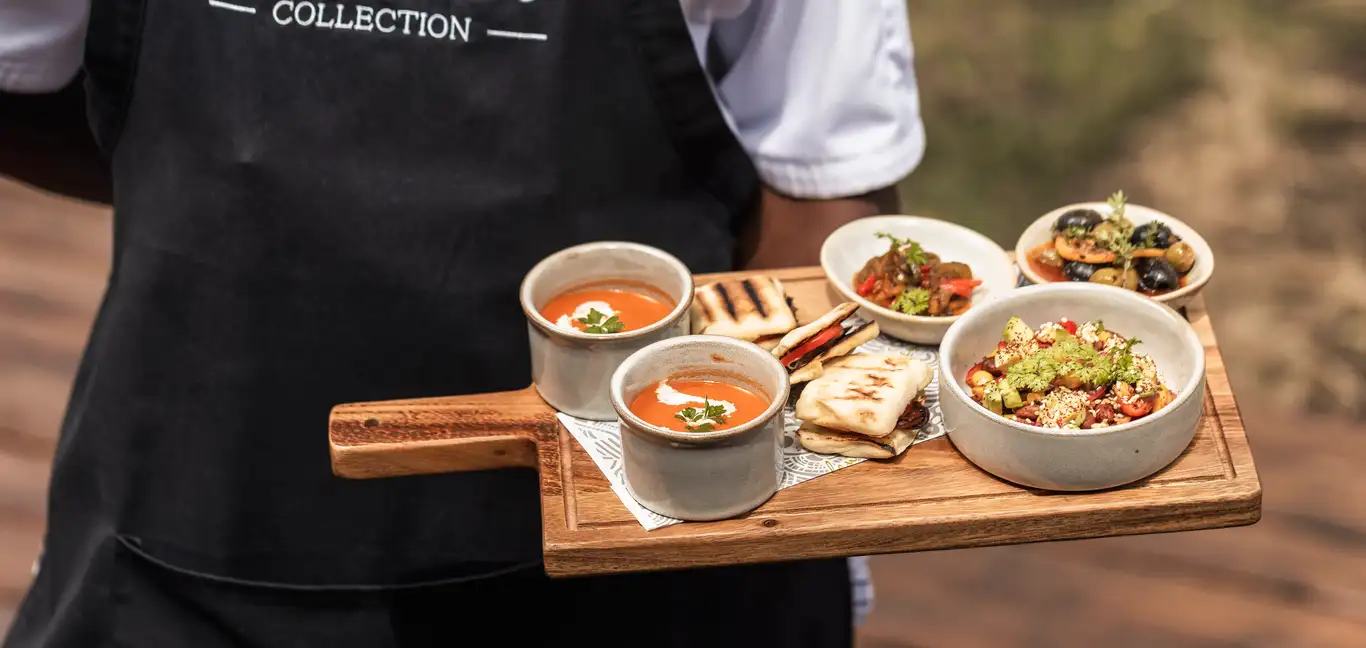 Little Elephant Pepper Camp : Local dining
