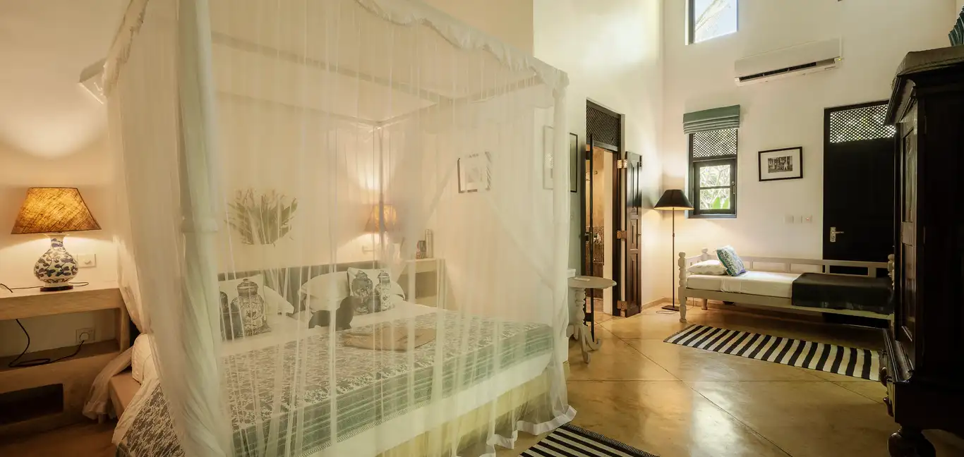 Why House : Garden Villa