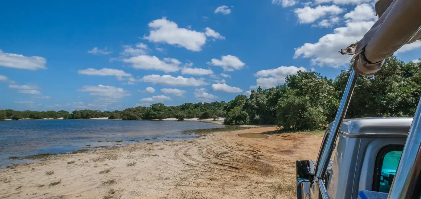Leopard Trails Wilpattu : Game Drive 