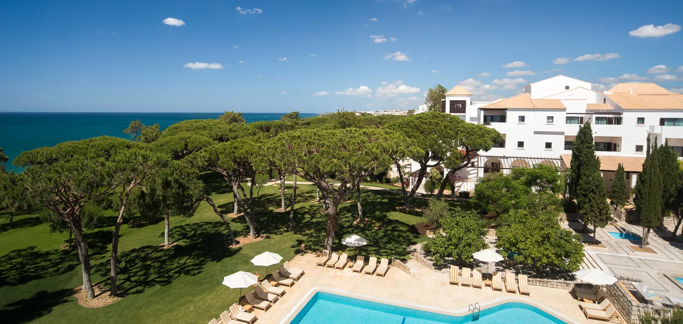 Escape the Ordinary at Pine Cliffs Resort