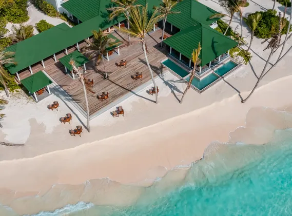 Maldives Family Escape