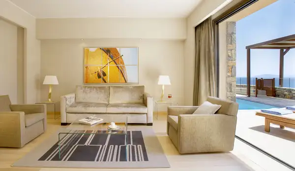 One Bedroom Suite with Sea View and Private Pool
