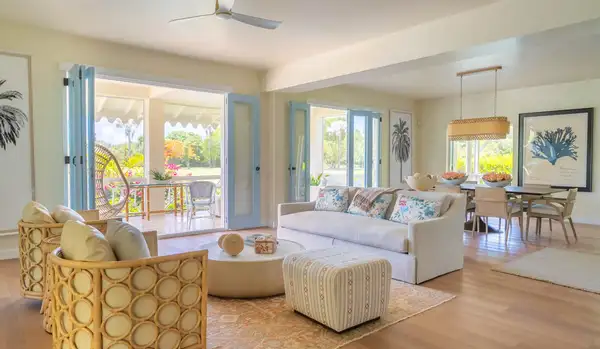 Three-Bedroom Palm Grove Villa 