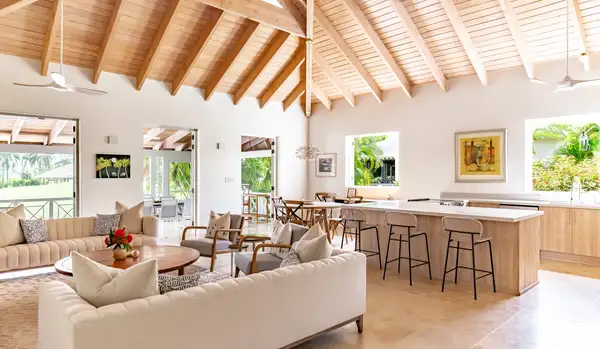 Six-Bedroom Palm Grove Villa 