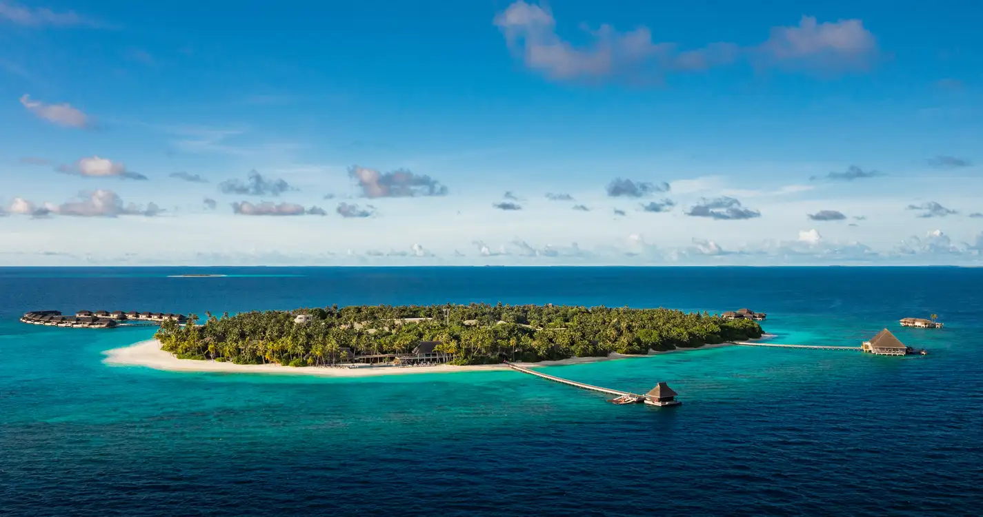 Velaa Private Island : View of Resort 