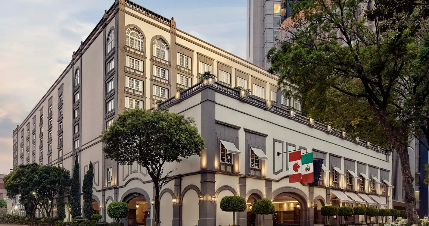 Four Seasons Hotel Mexico City : View of Hotel 