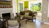 970 Lonely Bay : Guest Lounge 