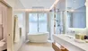 Calabash Luxury Boutique Hotel : Bathroom