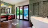 Nevaeh Villa : Bathroom 