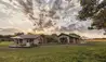 Little Elephant Pepper Camp : Luxury suites